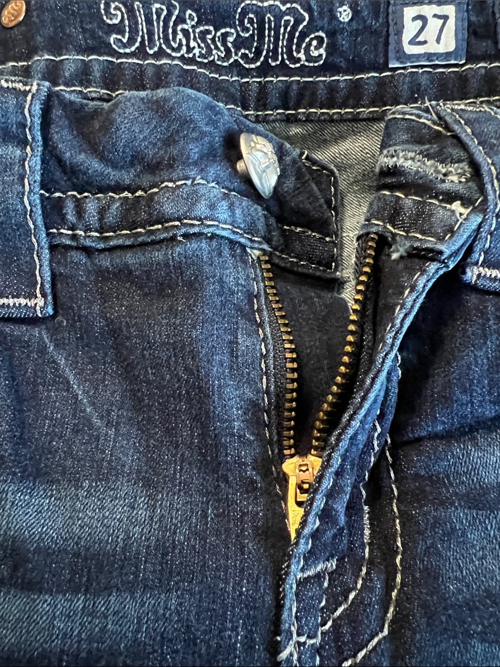 Miss Me Mid Rise Boot Jeans Size 27 - Picture 11 of 11